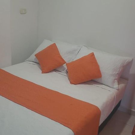 Torres Del Parque No2 Otel Soledad Dış mekan fotoğraf